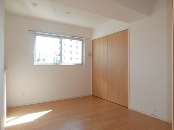 アレーズ南池袋の物件内観写真